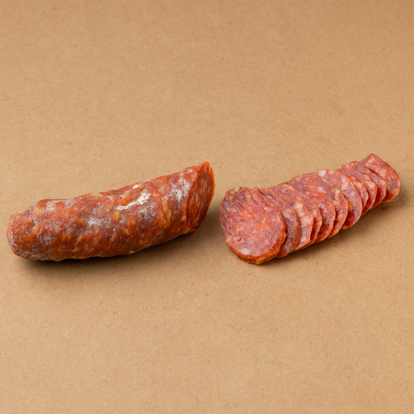 Saucisson de porc à la fleur d'ail de la ferme Beaurivage