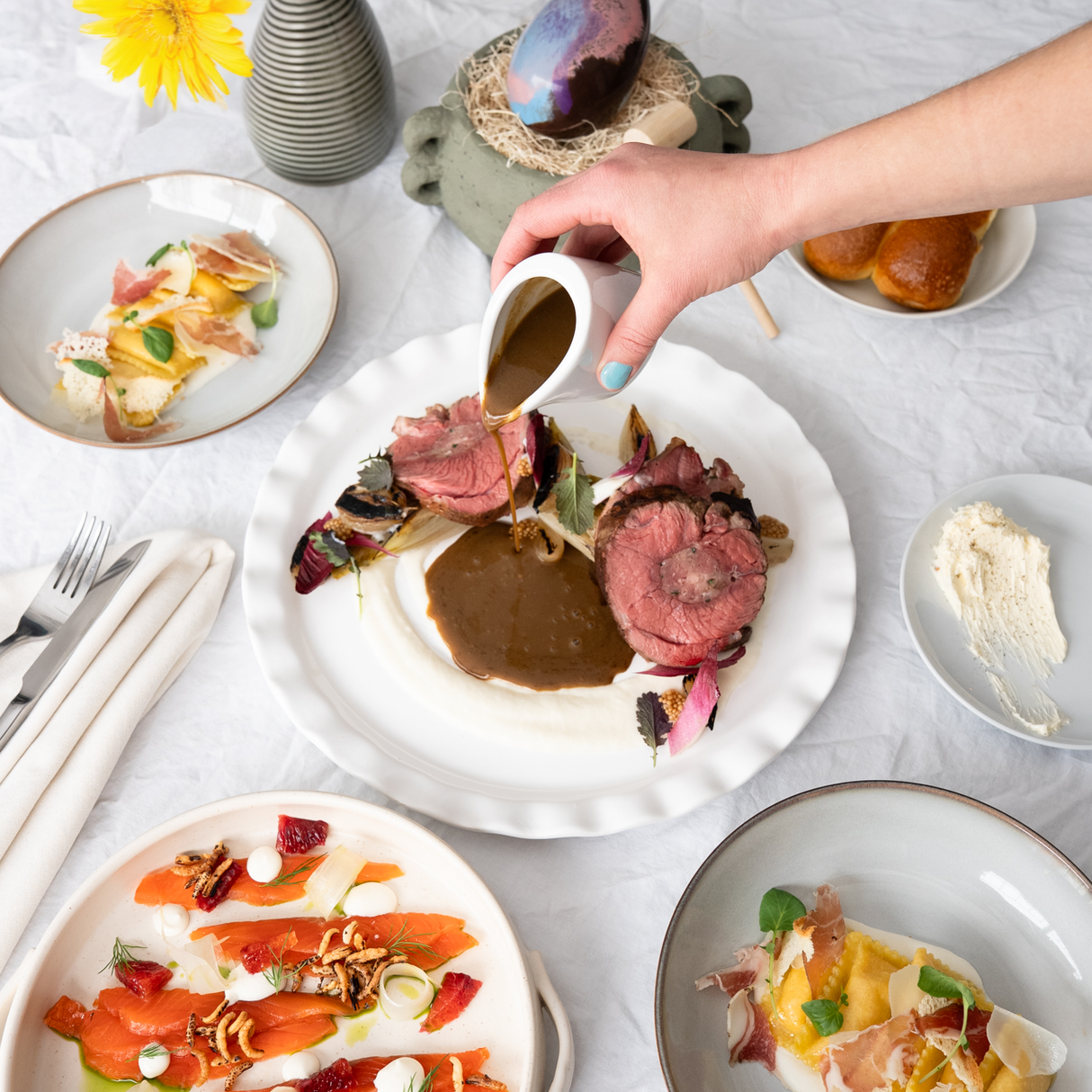 Easter Box 2026 (Pre-order for April 2, 3, 4, 5, and 6)