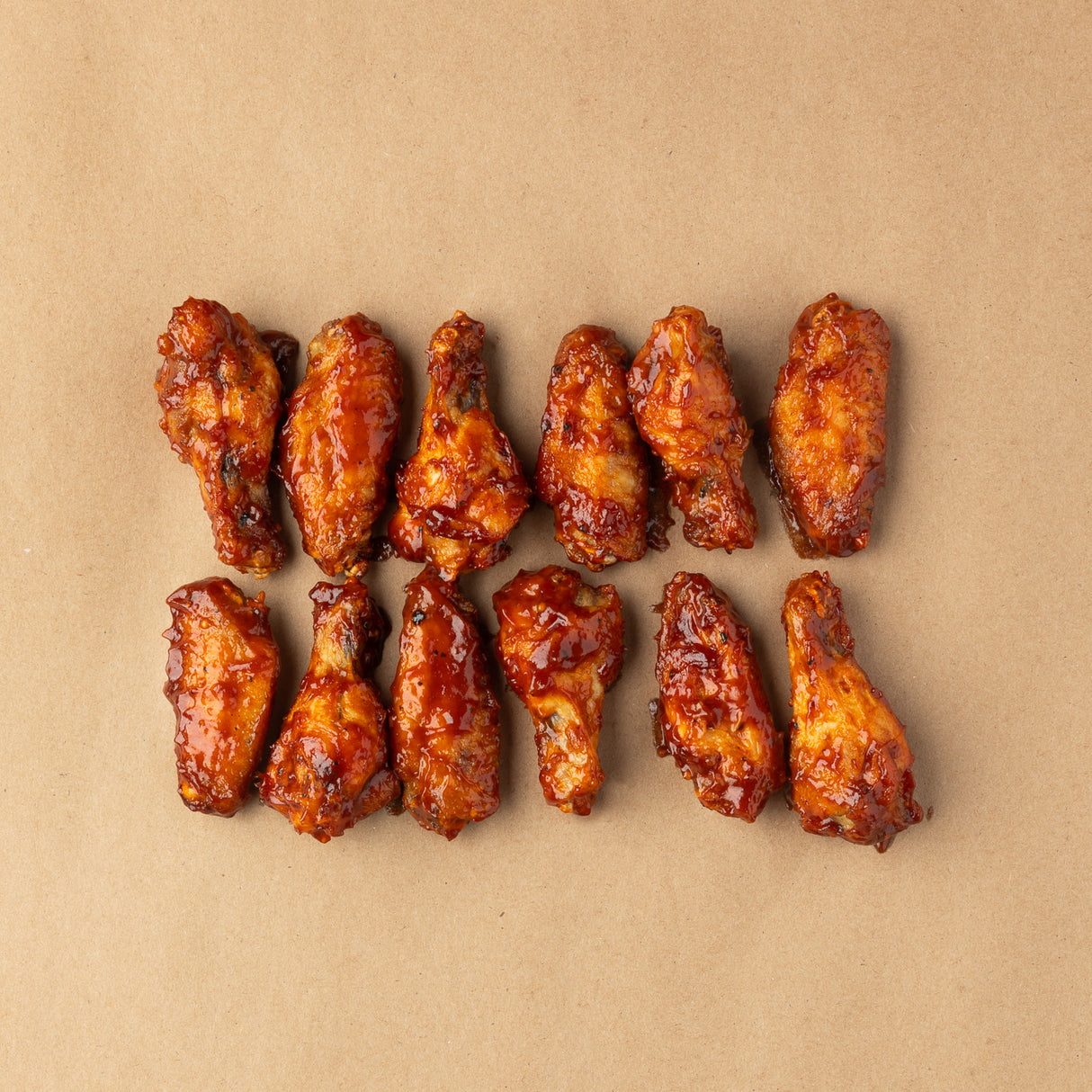 Ailes de poulet de grain du Québec, sauce BBQ (précuit)